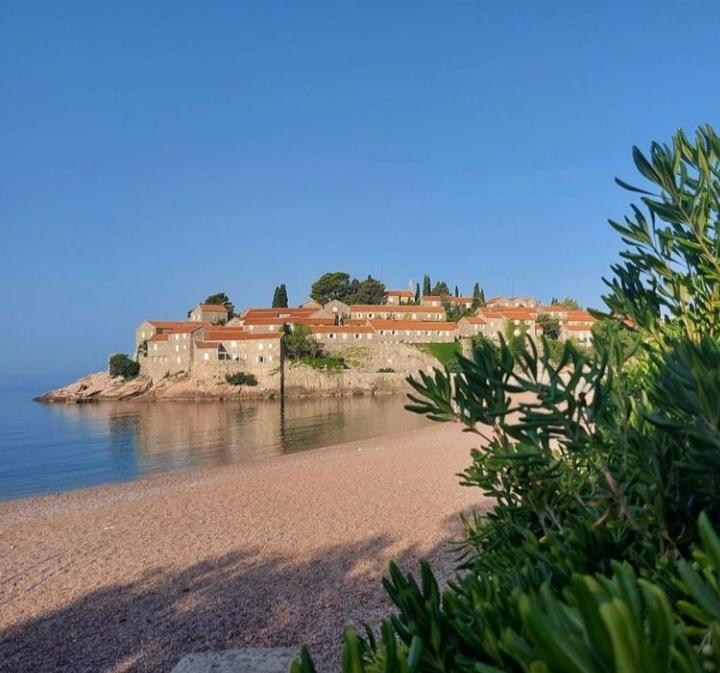 Apartment M&M Sveti Stefan Eksteriør billede