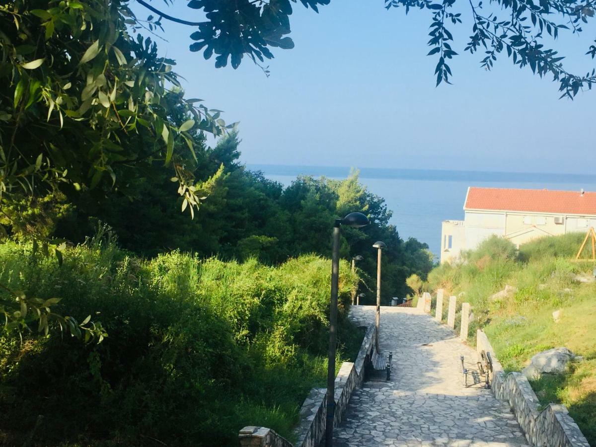 Apartment M&M Sveti Stefan Eksteriør billede